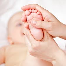 réflexologie pédiatrique pour bébé et enfant de 0 à 7 ans