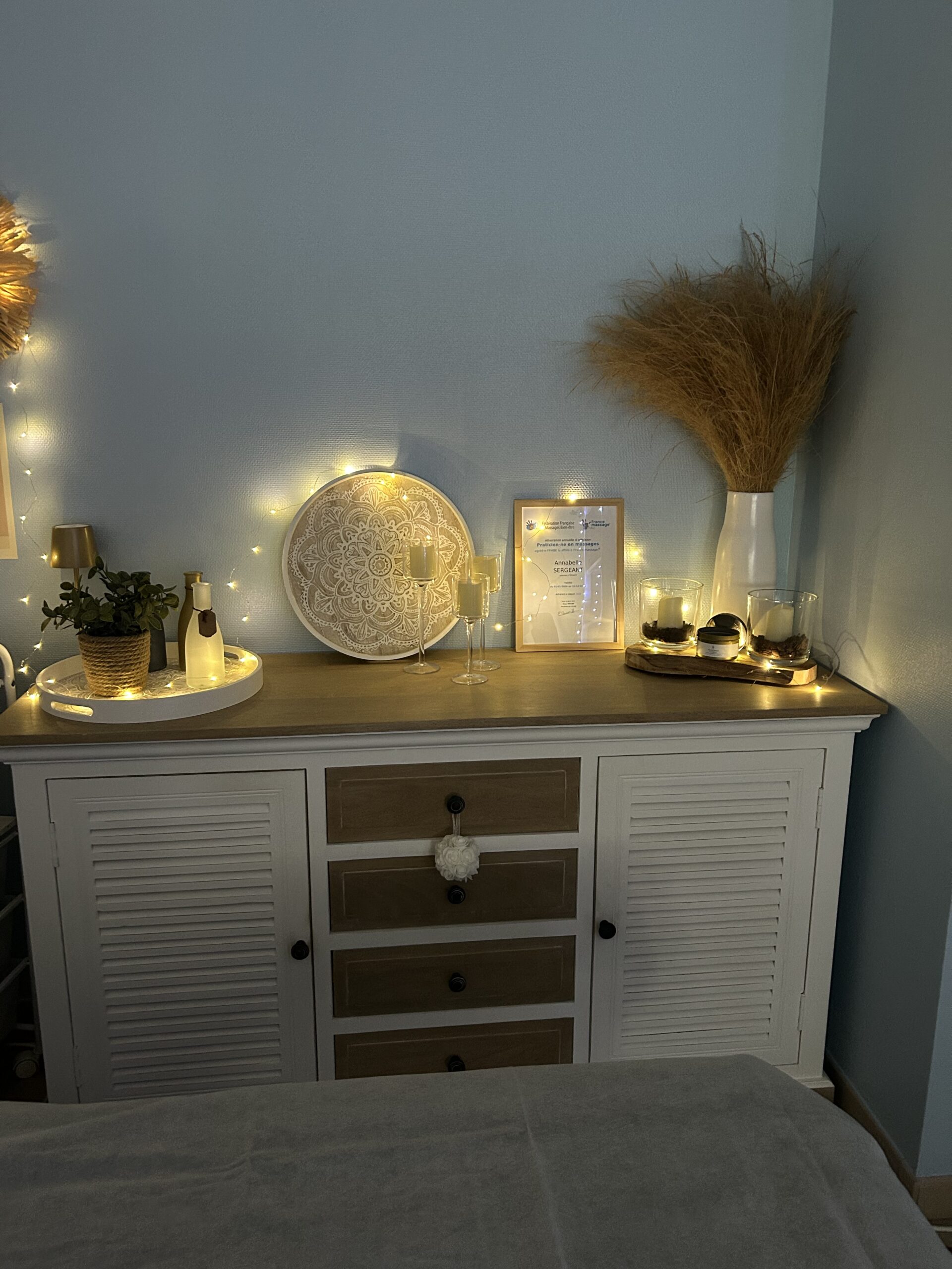 buffet illuminé dans le bureau D du pole santé denis lambin de montreuil sur mer