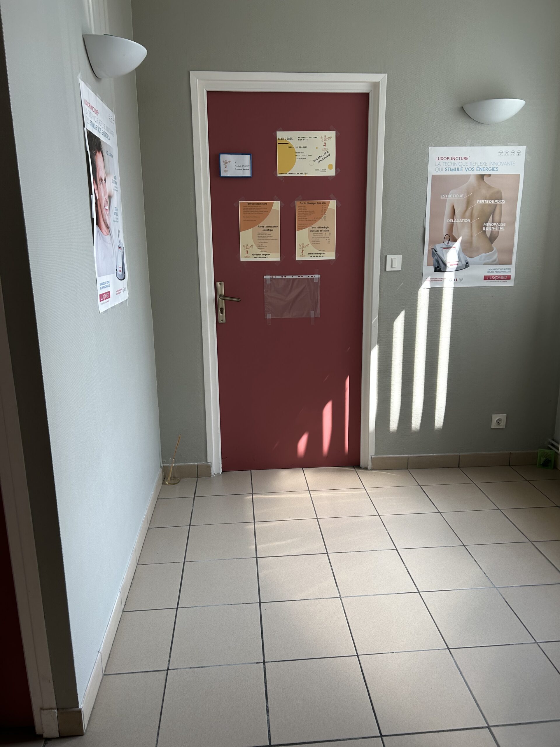 porte du cabinet D au pole santé denis lambin